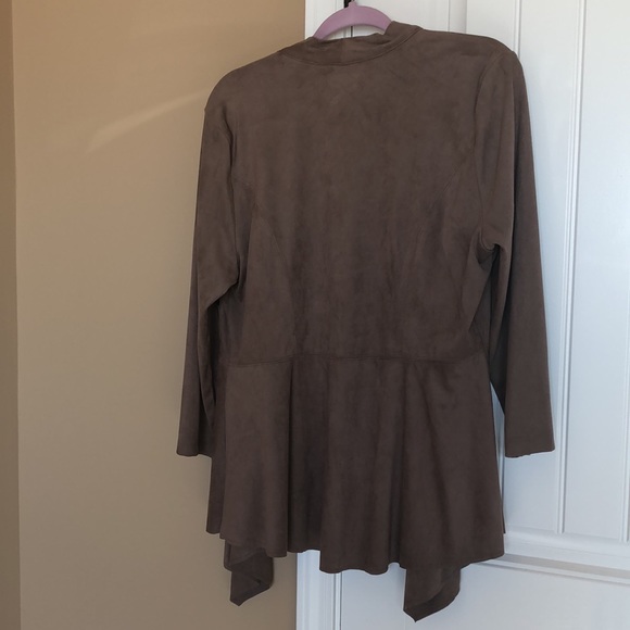 New Directions 3/4 sleeve suede drape front jacket, double stitched seems - Picture 4 of 7